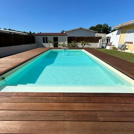 De Jardin, Piscine